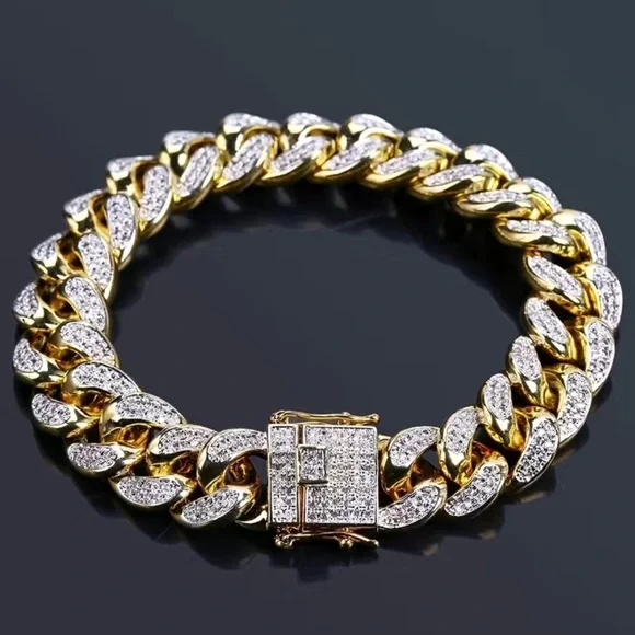 Men’s and women’s gold plated sparkle iced out Cuban chain link bracelet