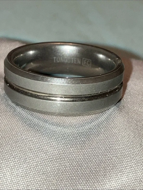 Zales Men's Tungsten Grey Ring with Polished Inlay