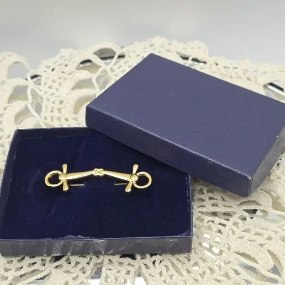 Equestrian Jewelry Vintage Stock Pin Full Cheek Snaffle Original Box