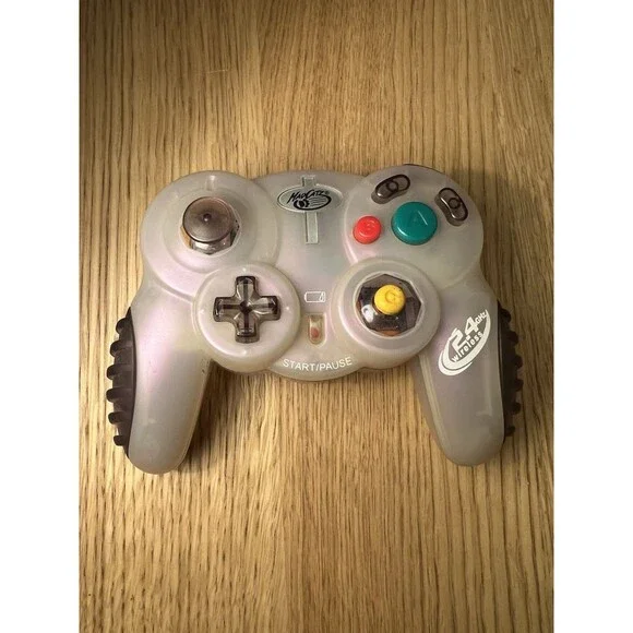 MadCatz Nintendo GameCube Wireless 2.4 Controller and Receiver Dongle Not Tested