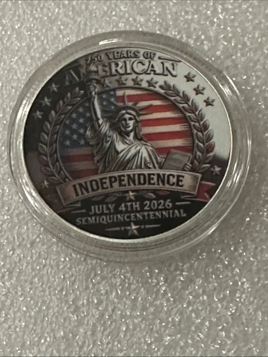 Independence Semiquincentennial Commemorative Coin - Red, White, Blue