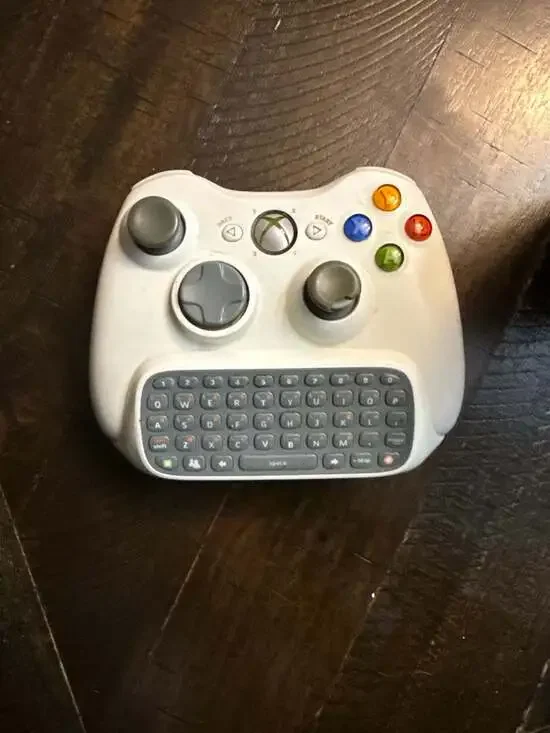 Official Microsoft Xbox 360 Wireless Controller with White Chatpad Keypad Attach