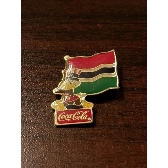 Vintage 1984 Los Angeles Olympics Coca Cola Sam Eagle‎ Gambia Flag Lapel Pin