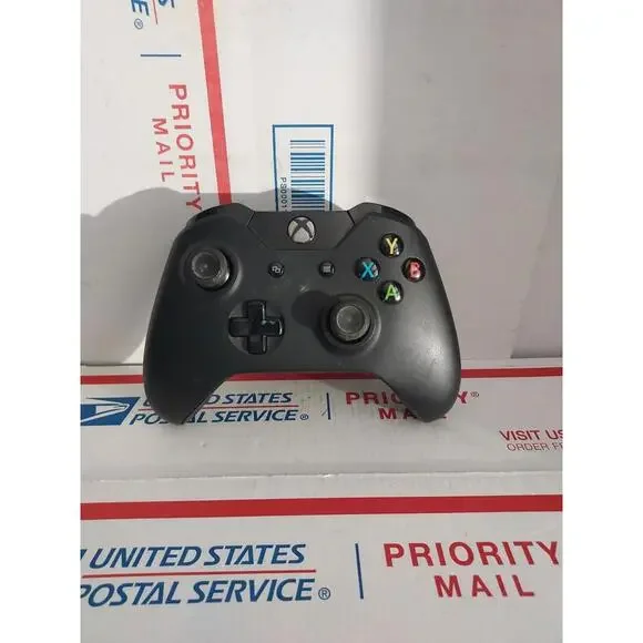Xbox Controller Wireless Carbon Black Xbox one No Battery No Battery Cap - #421
