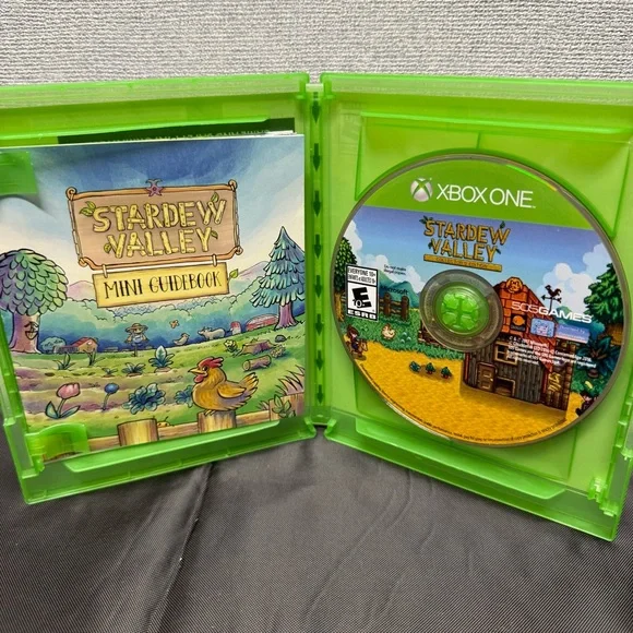 Stardew Valley Collector's Edition Xbox One W  Map & Soundtrack