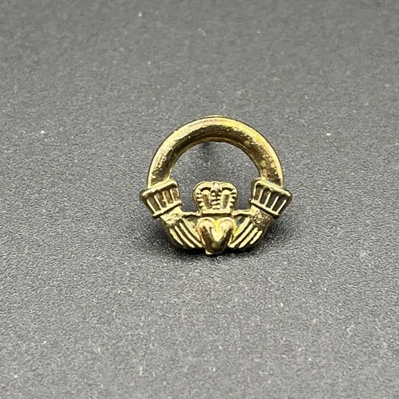 Claddagh‎ Ring Irish Ireland Lapel Hat Pin