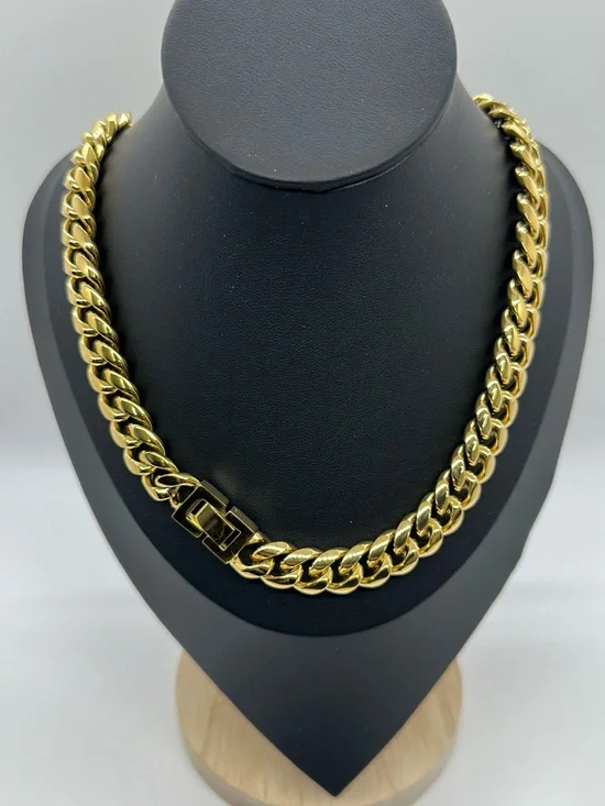 Men's Polished Gold Cuban Link Necklace - Bold Chain Accessory