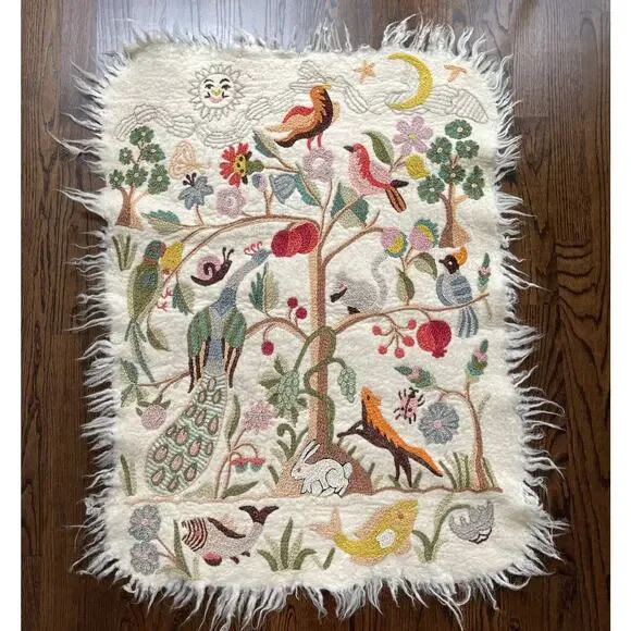 Vibrant Animal Embroidered Wool Wall Tapestry Smal Carpet Floor Fringe Edge RARE