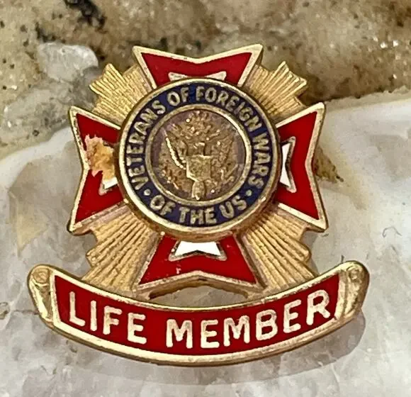 Vintage VFW 10K Gold Filled US Veterans of Foreign Wars Life Member Lapel Pin