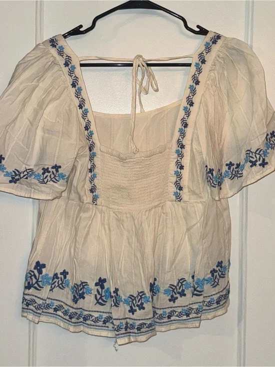 Old Navy Cream Peasant Blouse with Blue Embroidery