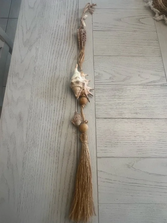 Neutral Seashell Tassel Wall Hanging - Natural Beige Home Accent