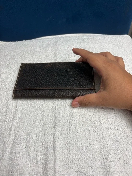 Ariat Dark Brown Textured Leather Card & Key Holder