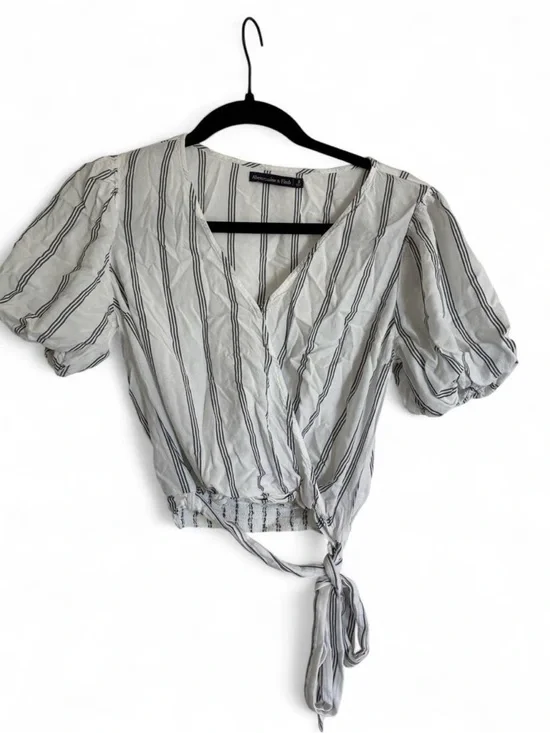 Abercrombie & Finch Viscose Wrap Crop Small