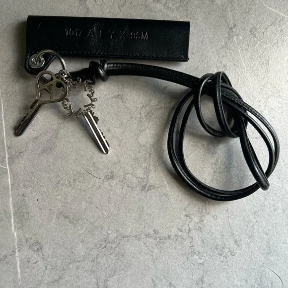 🆕 ALYX 1017 9SM Leather Keychain