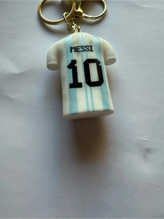 Messi #10 Argentina Jersey Keychain - White & Light Blue