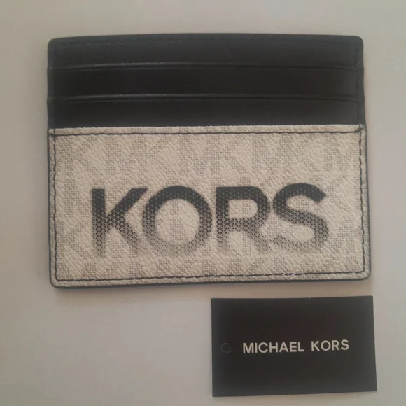 New Michael Kors Copper Graphic Card Holder NWT With 6 Card Slots/Middle Slot