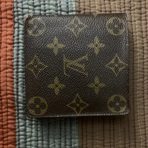 Louis Vuitton Brown and Gold Monogram Key & Card Holder