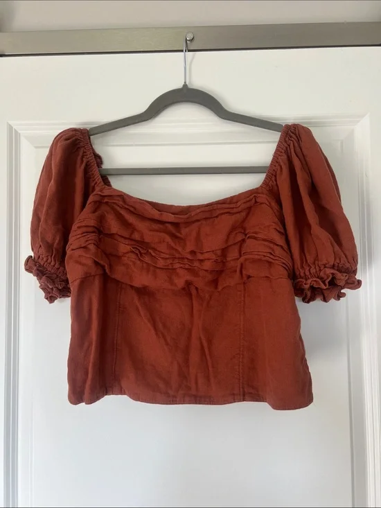 Abercrombie & Fitch Pleated Square-Neck Top in Rust