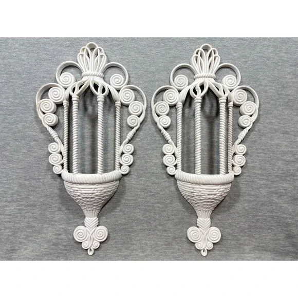 Vintage White Syroco Style Wall Pocket‎ Planter Pair Hollywood Regency Scroll