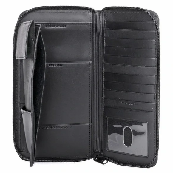Dopp Men's Regatta Zipper Passport Organizer in brown