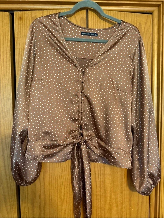 Abercrombie & Fitch Brown Polka Dot Tie-Waist Blouse
