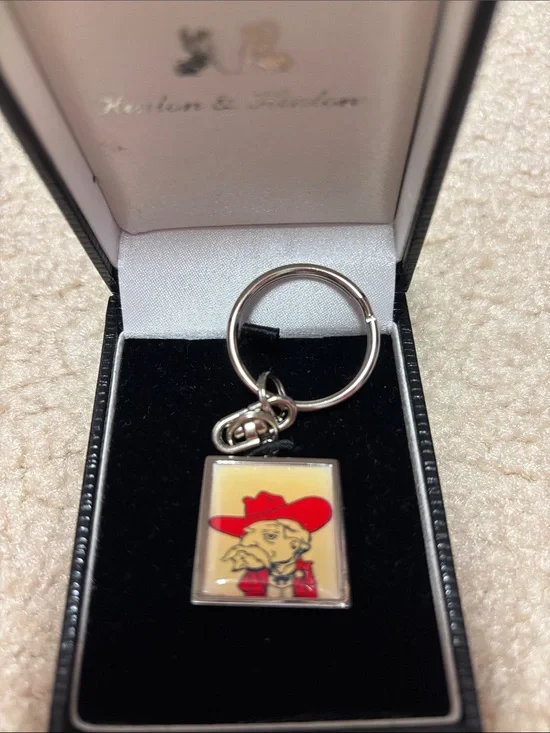 Hinton and Hinton colonel reb keychain