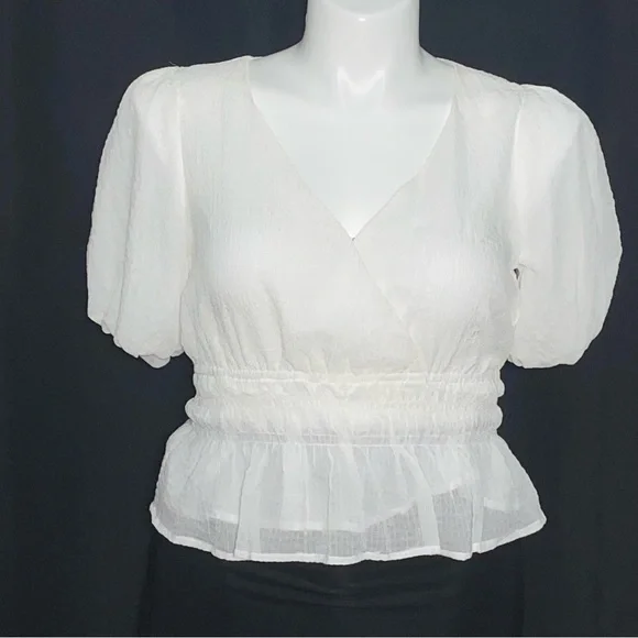 Astr White Puff Sleeve Peplum Blouse