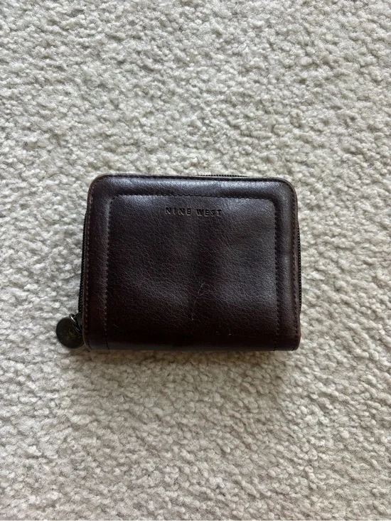 Nine West Brown Leather Zip Card Holder