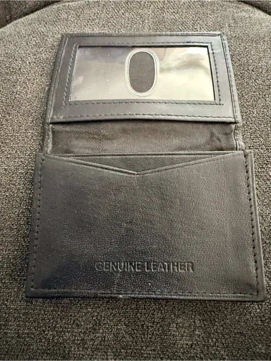 Simple Black Leather Card Holder
