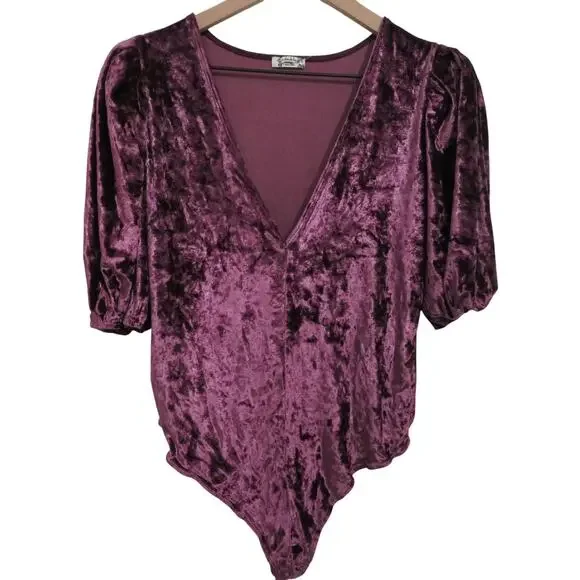 Free People Womens Sz M Purple Don't You Wish Velvet Short Puff Sleeve Bodysuit