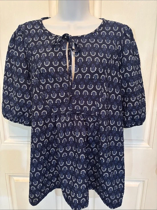 Ladies LOFT Navy and White Printed Tie-Neck Blouse Size M