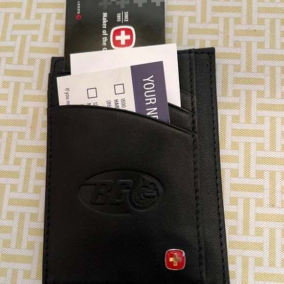 Wenger Black Card Holder with Swiss Emblem