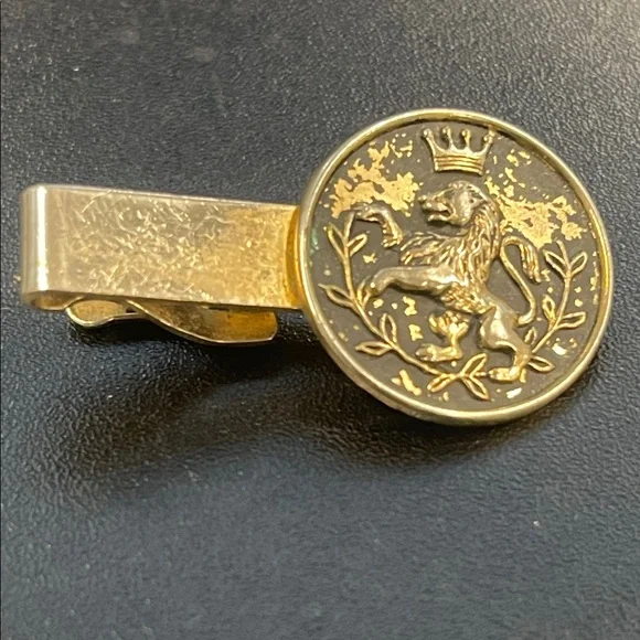 Gold Lion Emblem Tie Clip