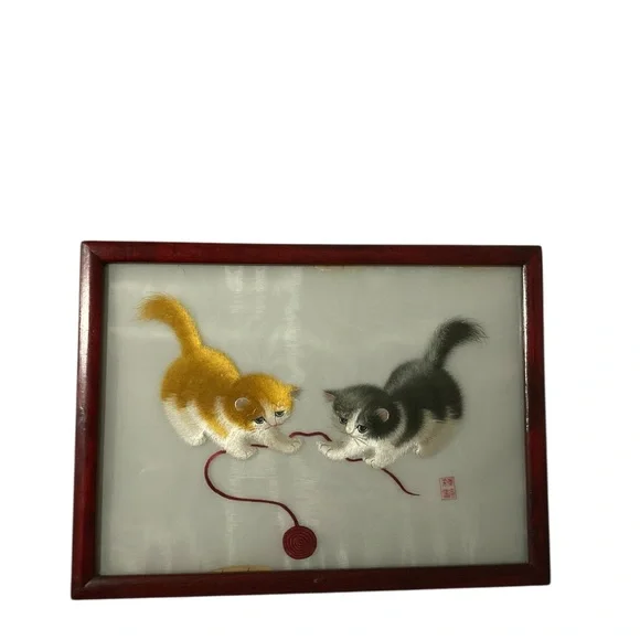 Double Sided Cat Silk Embroidery Art