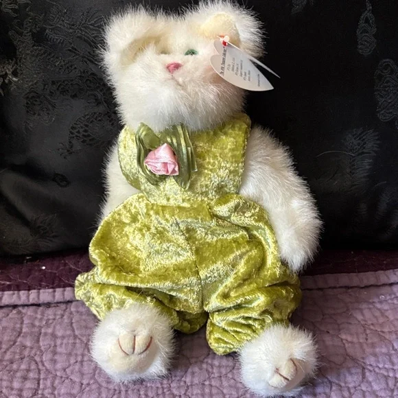Katrina by Ty. Plush Cat Toy with Green Outfit