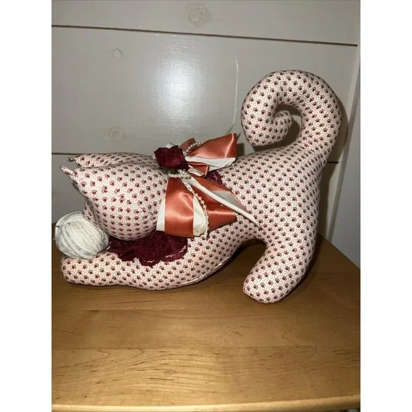 Vintage Handmade Floral Fabric Cat/Kitten 11