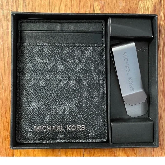 Michael Kors Logo Card Case with Bill Clip