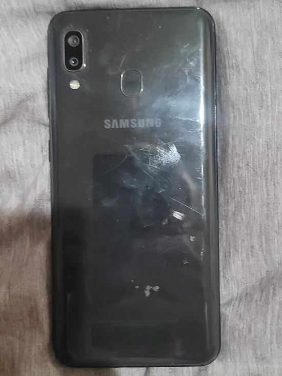 Samsung Galaxy A20 32GB Unlocked