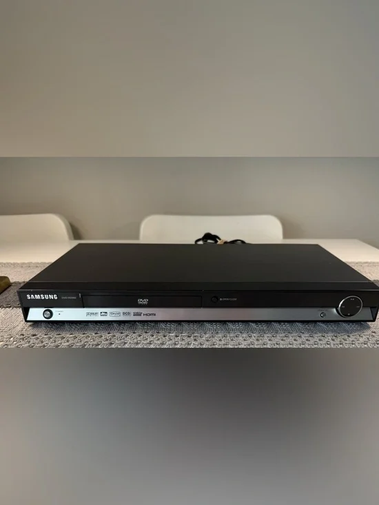 Samsung Dvd Player DVD-HD960 . No Remote. Tested Works.