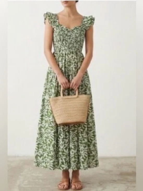 Abercrombie & Fitch Flutter Sleeve Smocked Midi Dress, has pockets - Medium