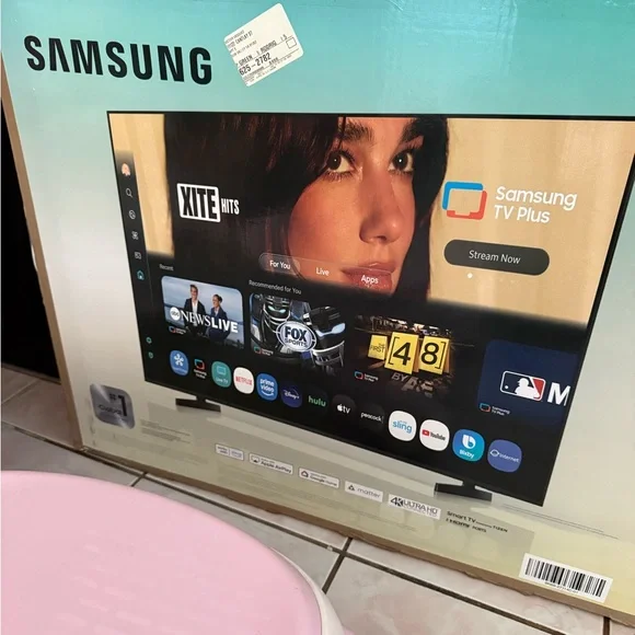 Samsung 4K Ultra HD Smart TV with Streaming Apps