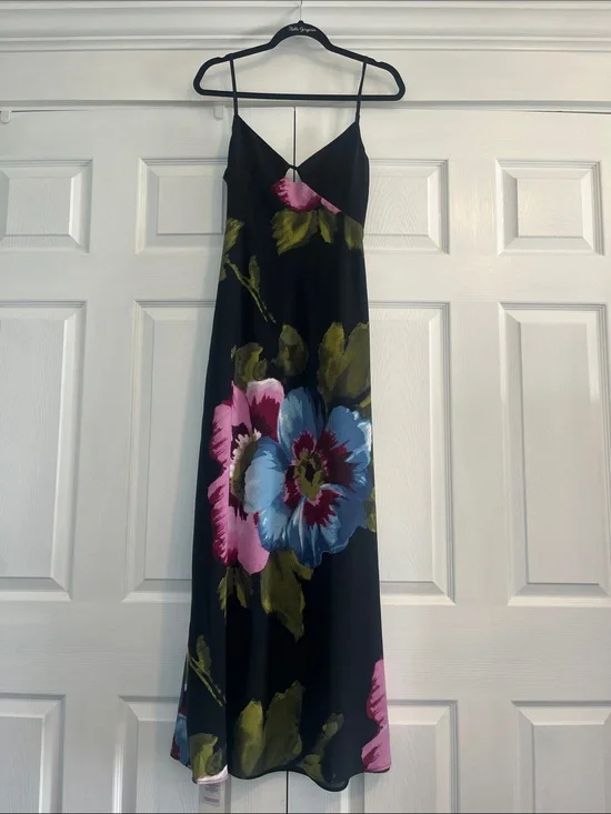 NWT Abercrombie & Fitch Black Floral Dress