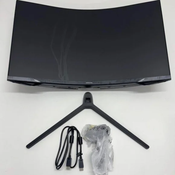 SAMSUNG 32 Odyssey G55C Gaming Monitor BRAND NEW! SEAL!