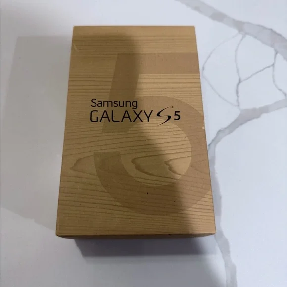 Samsung Galaxy S5 16 GB Smart Phone - EMPTY BOX ONLY Original