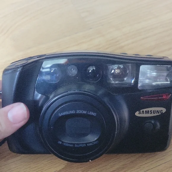 Samsung Black Film Camera with Zoom Lens