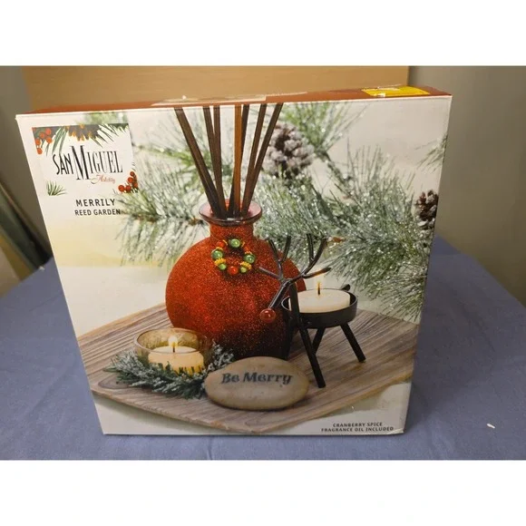 Reed Garden Brand New In Box. Merrily Reed Garden. Cranberry Spice Complete Set.