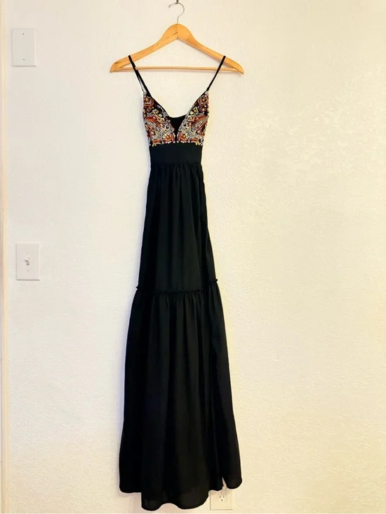 Abercrombie & Fitch Navy Maxi Dress with Embroidered Multicolor Bodice