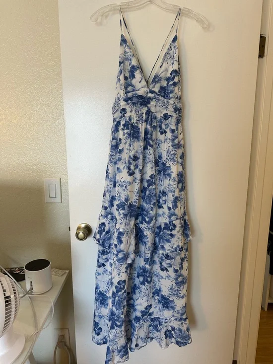 Abercrombie & Fitch White & Blue Floral Spaghetti Strap Maxi Tiered Dress Medium