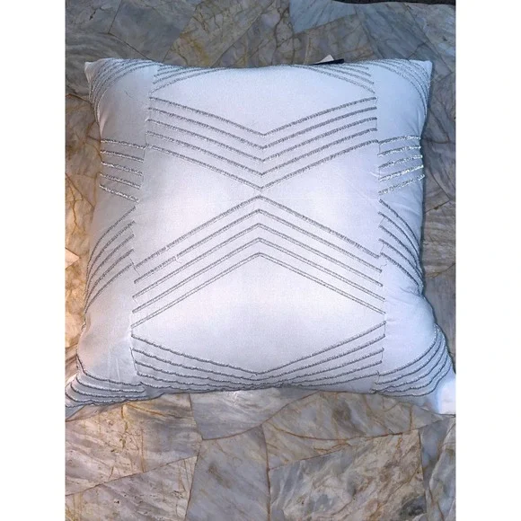 Vince Camuto 18x18 White Silver Geometric Metallic Embroidered Throw Pillow