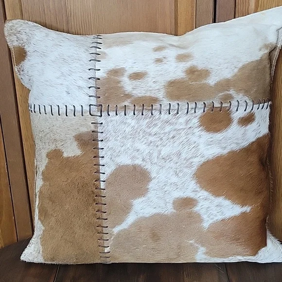 Cowhide Hair-On Accent Throw Pillow 18